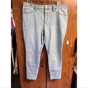 Universal thread jeggings